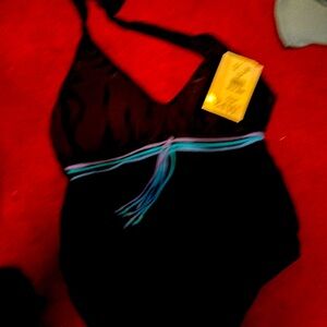 Beautiful 1 Piece Delta Burke swimsuit 24